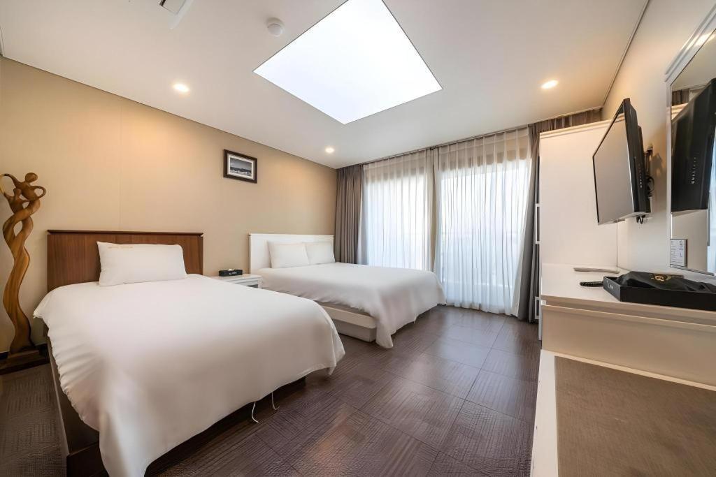 Sea View Hotel Чеджудо Экстерьер фото